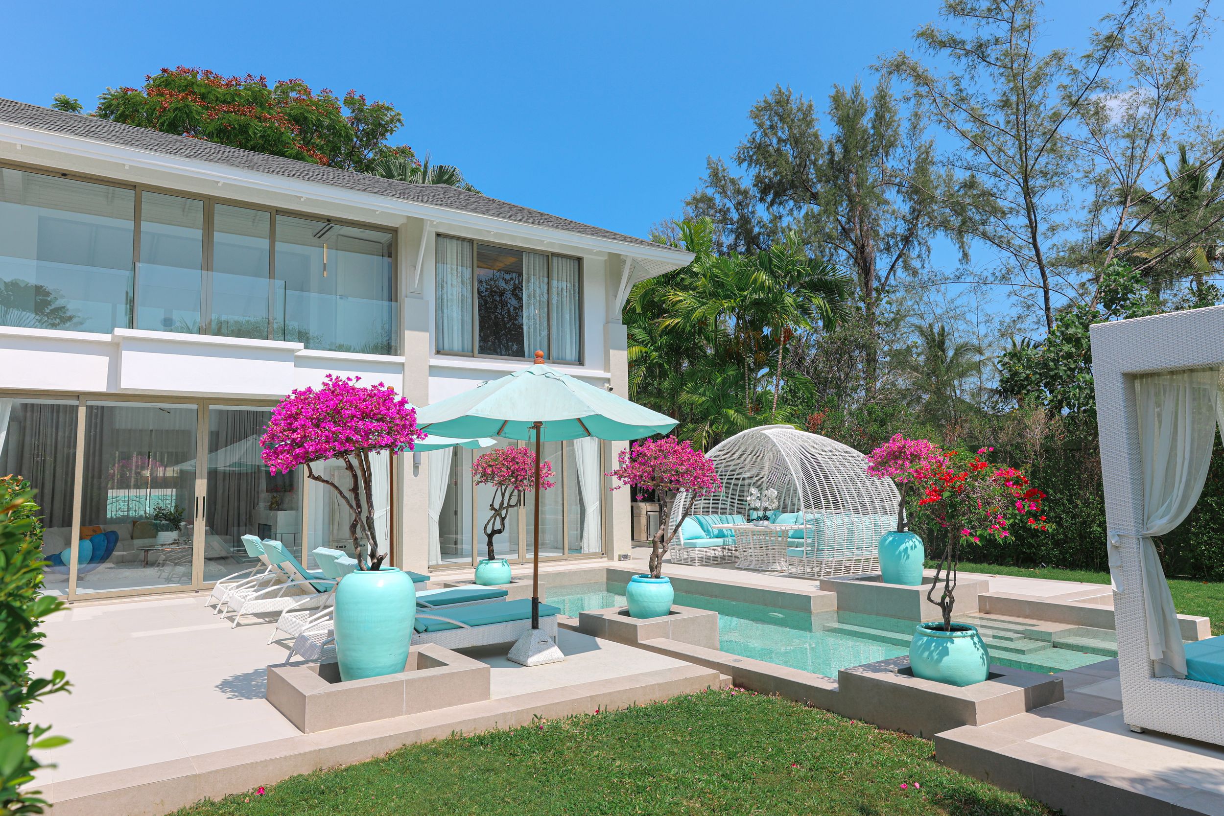 Chom Tawan Beachfront 33