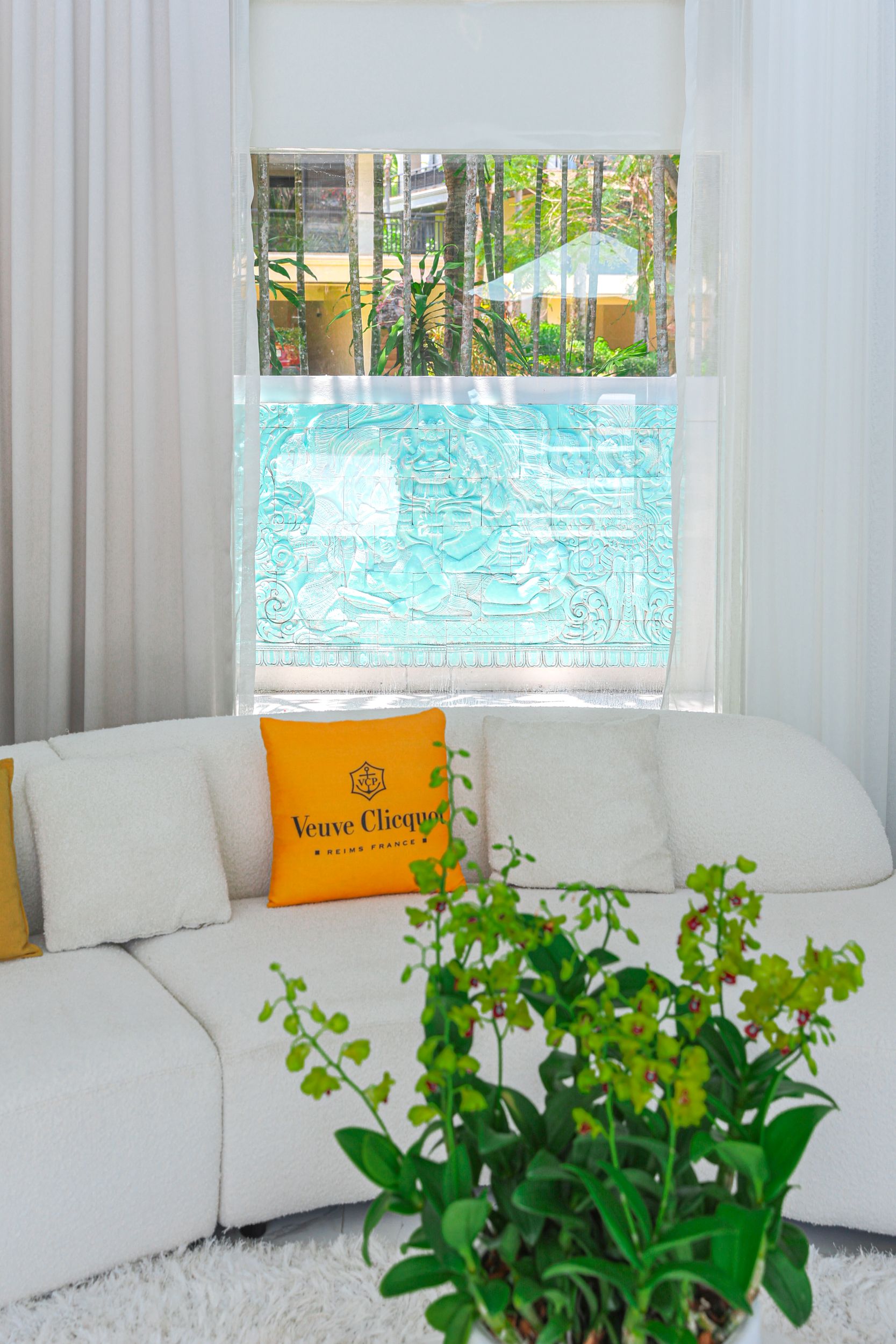 Chom Tawan Beachfront 79