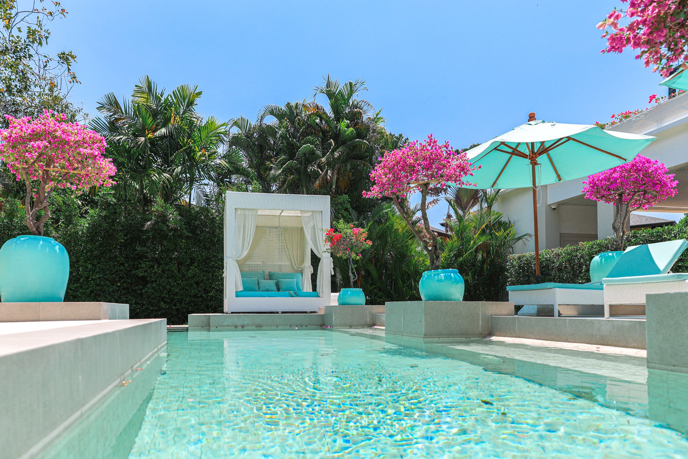 Chom Tawan Beachfront 25