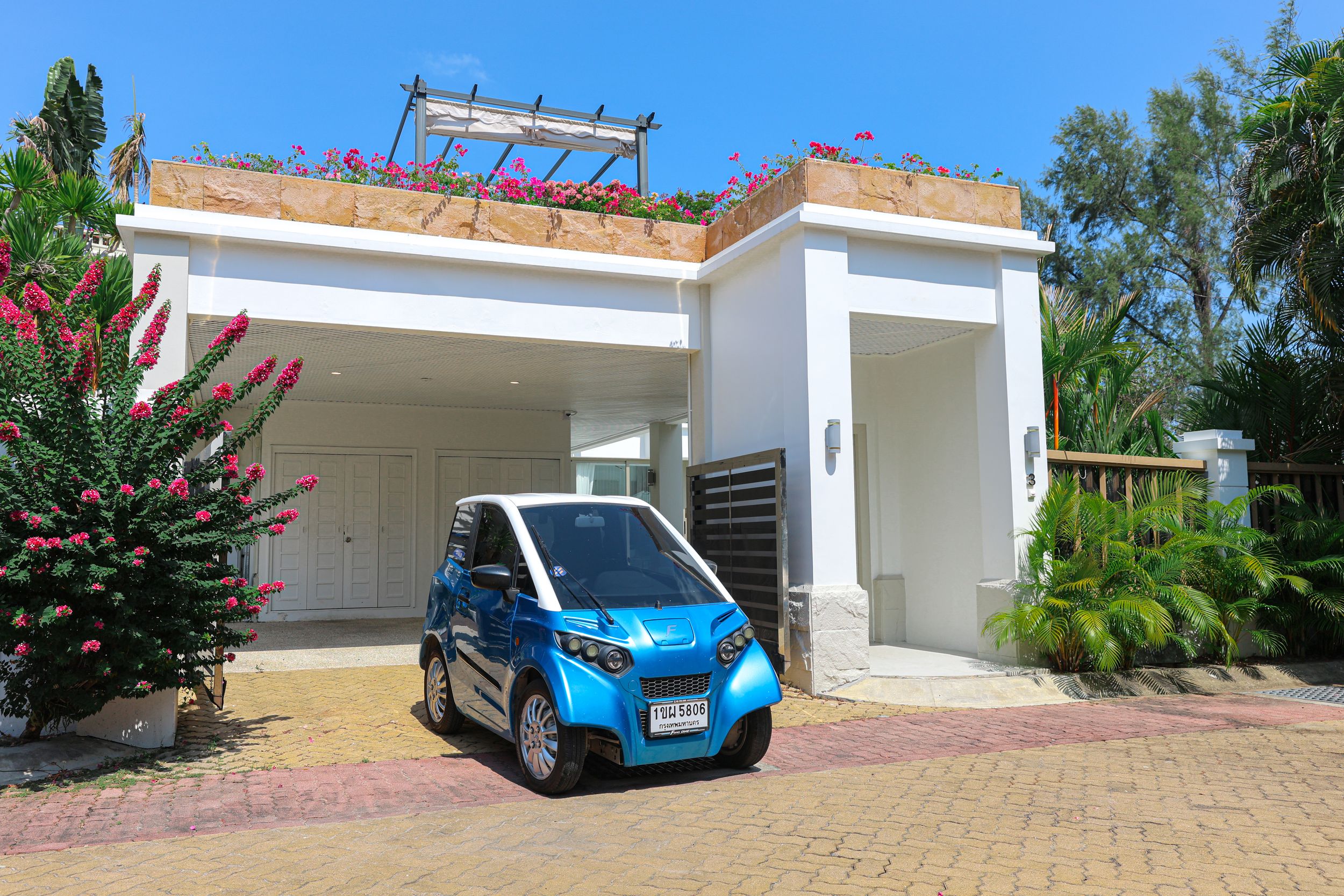 Chom Tawan Beachfront 32