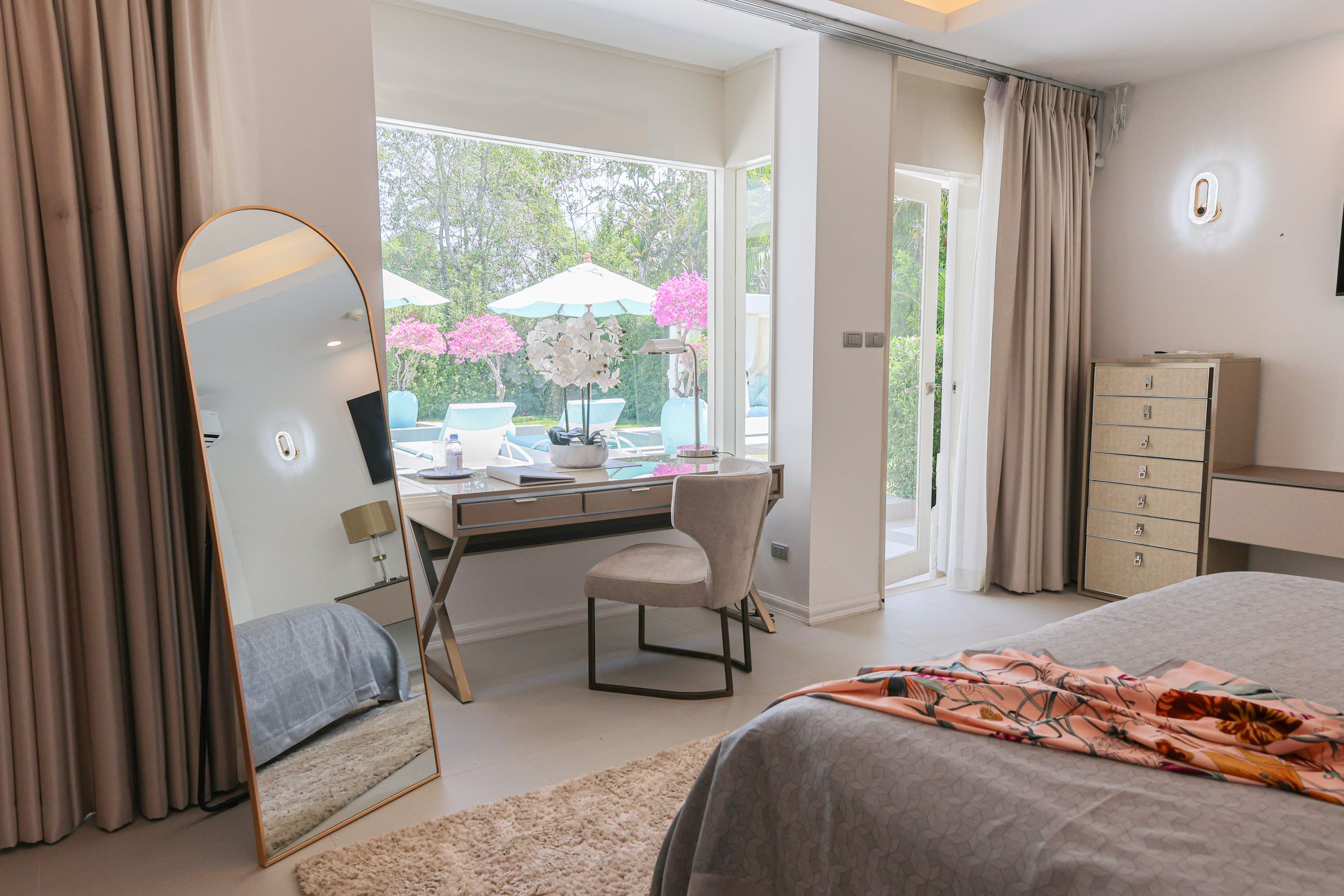 Chom Tawan Beachfront 47